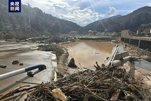 浓眉：我们知道这场比赛的重要性 没想到今天能抢25个篮板